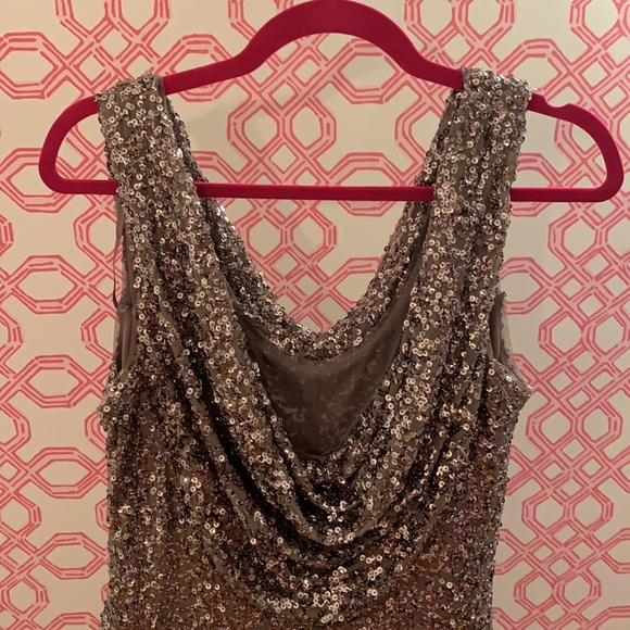 Cachet silver sequin gown size 10 - Picture 5 of 5